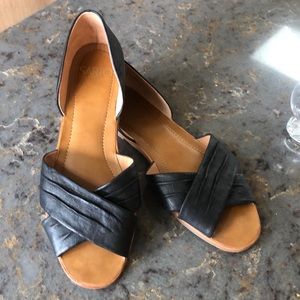 Frank Sarto black leather flats